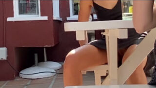 Bragas upskirt sen