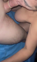 Colombiana milf chupando polla rica