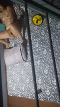 Descubrí a mi cuñadita grabandose y masturbándose