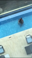Manyara porno de video porno en la piscina del hotel