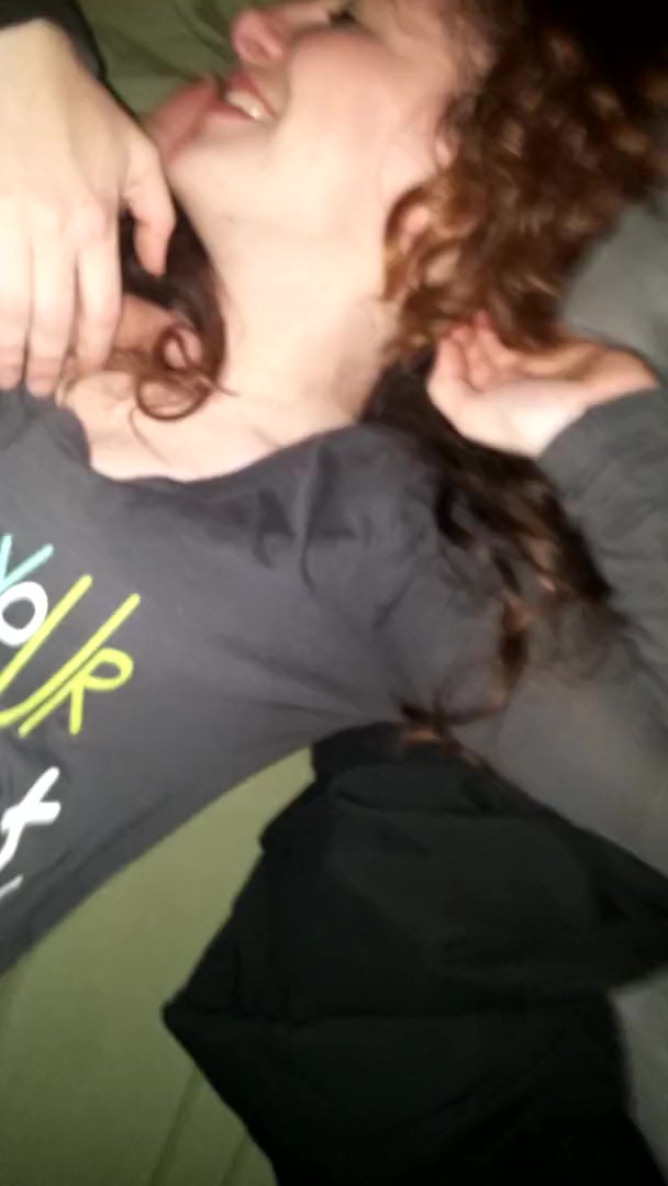 Sexo con el mejor amigo de GF en jeans