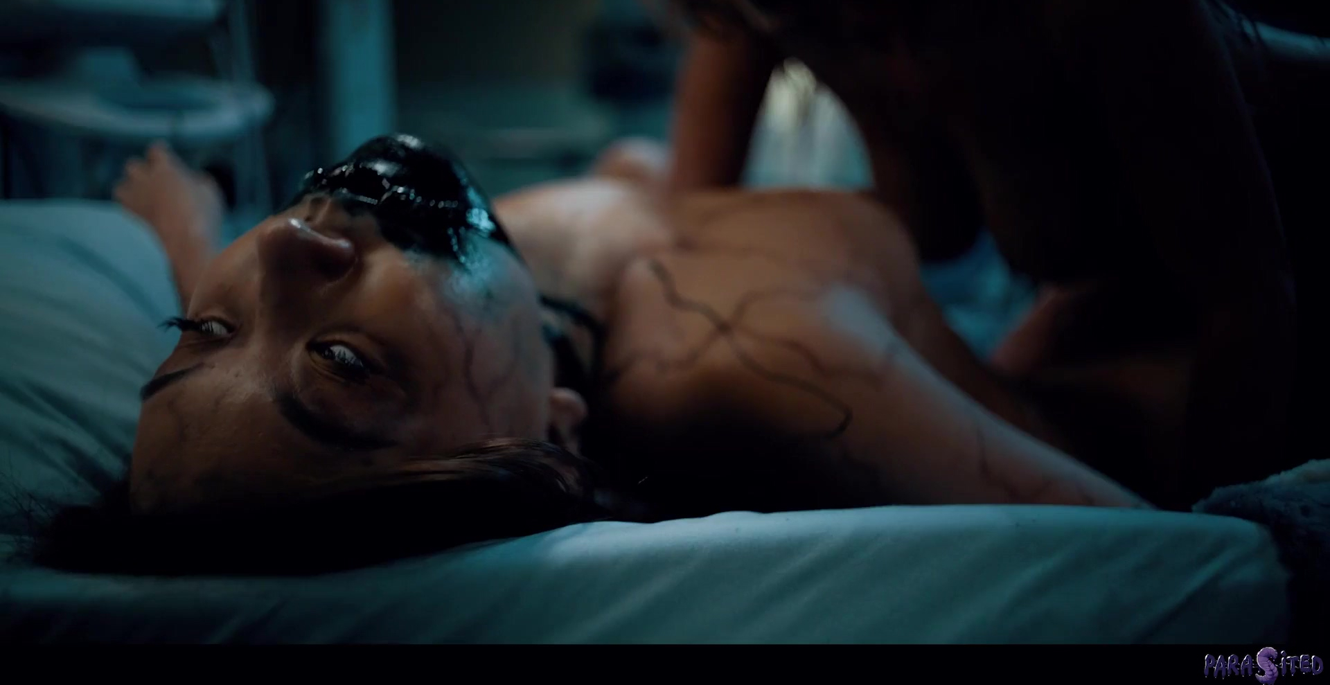 Algo anda muy mal en este hospital. ¡Una película de miedo!