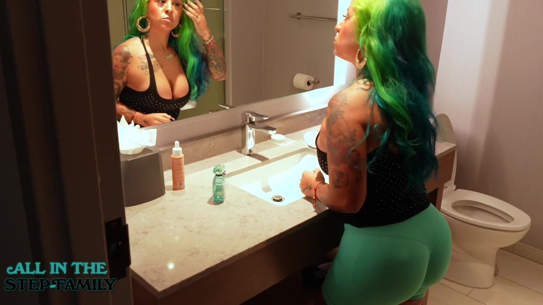 Encontré a mi hijastra en Tinder y decidí matarla como lección.