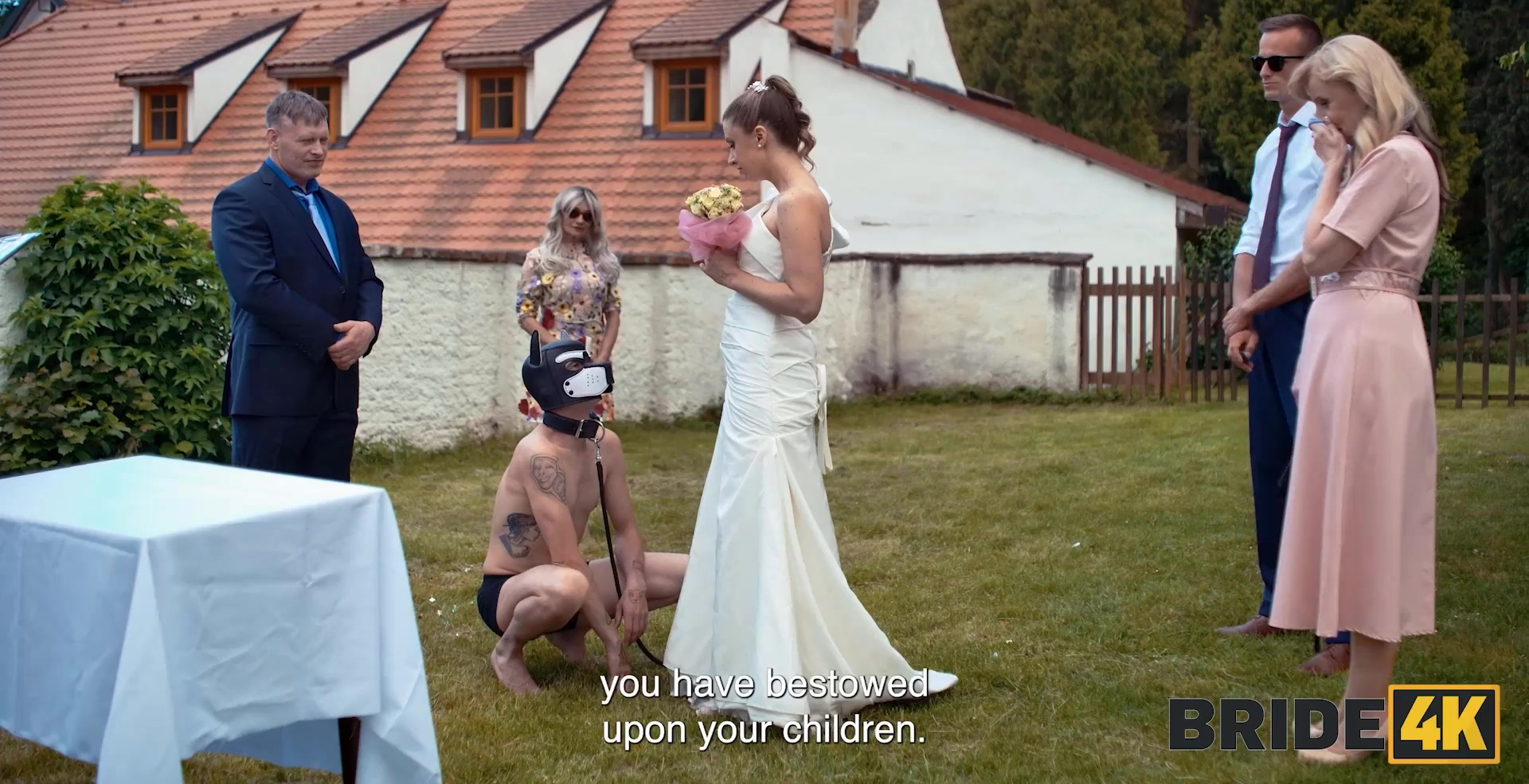 Esa es una antigua tradición para saber si la novia es adecuada para el novio.