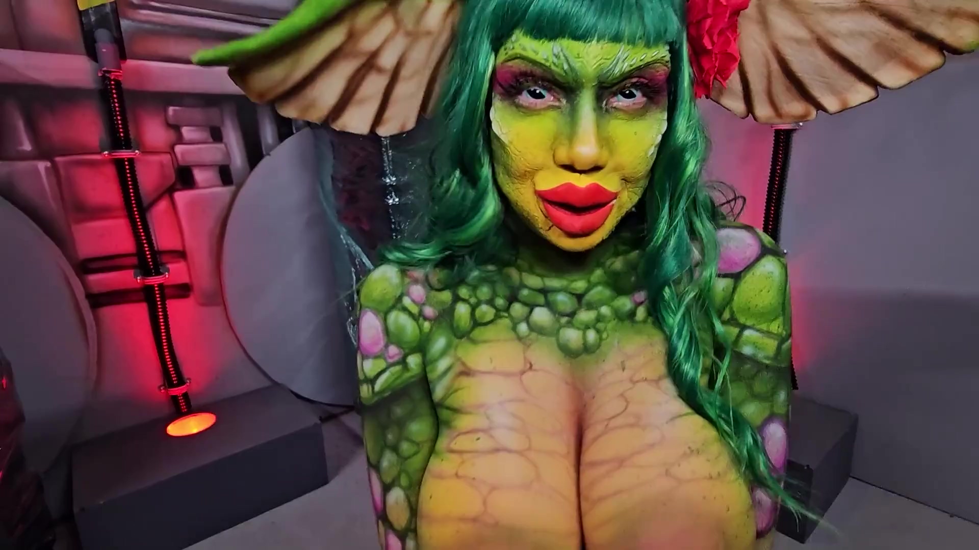 Tetona gremlin mamá ajoi