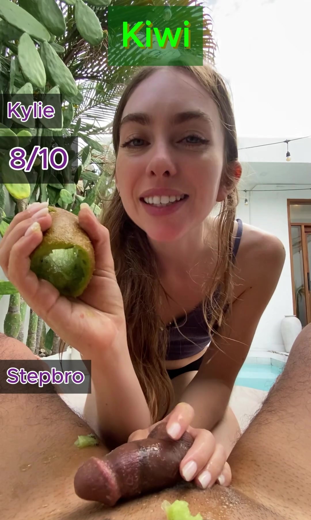 Mi hermana pequeña cree que mi semen sabe mejor que un kiwi.