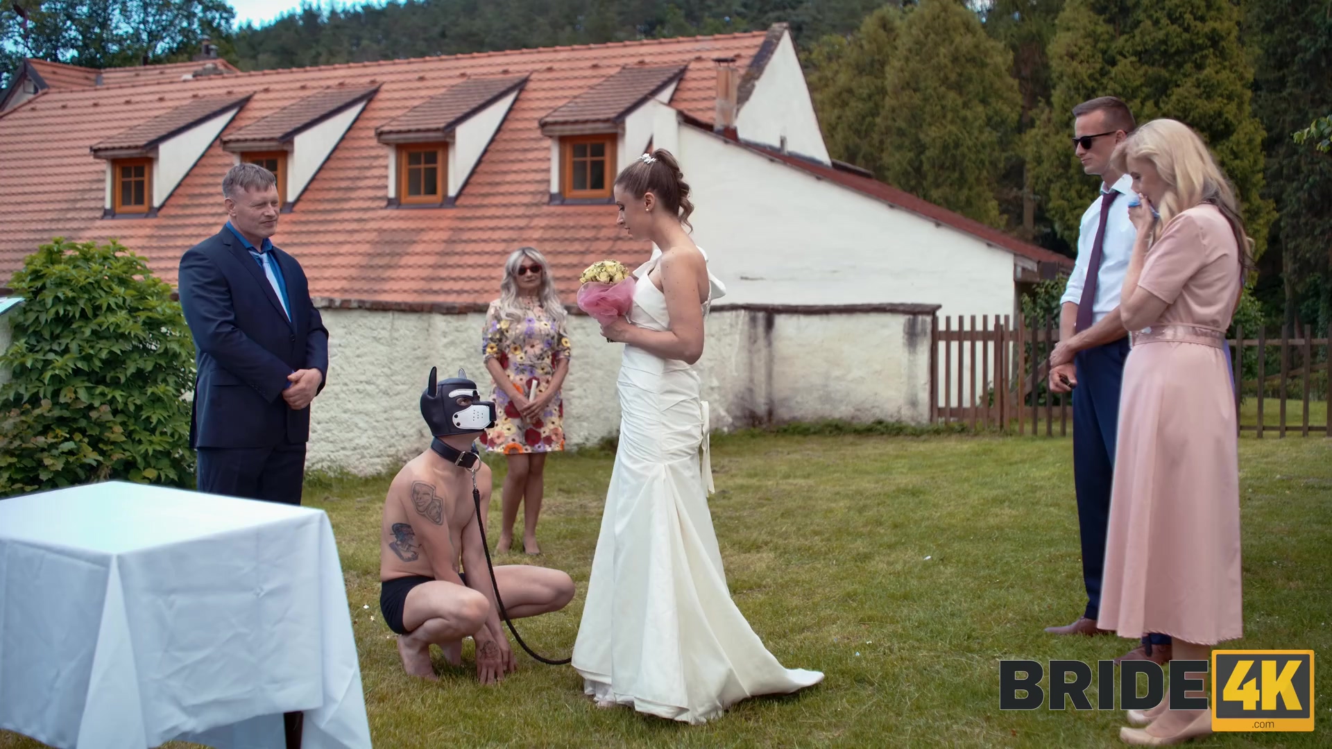 Una novia infiel es violada por su amante en plena boda