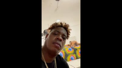 Dj Topo hace un video porno solo para sus fans