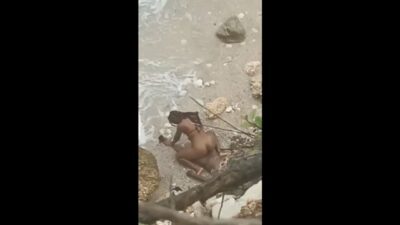Grabé a mi hermana teniendo sexo con su novio en Kunyanja